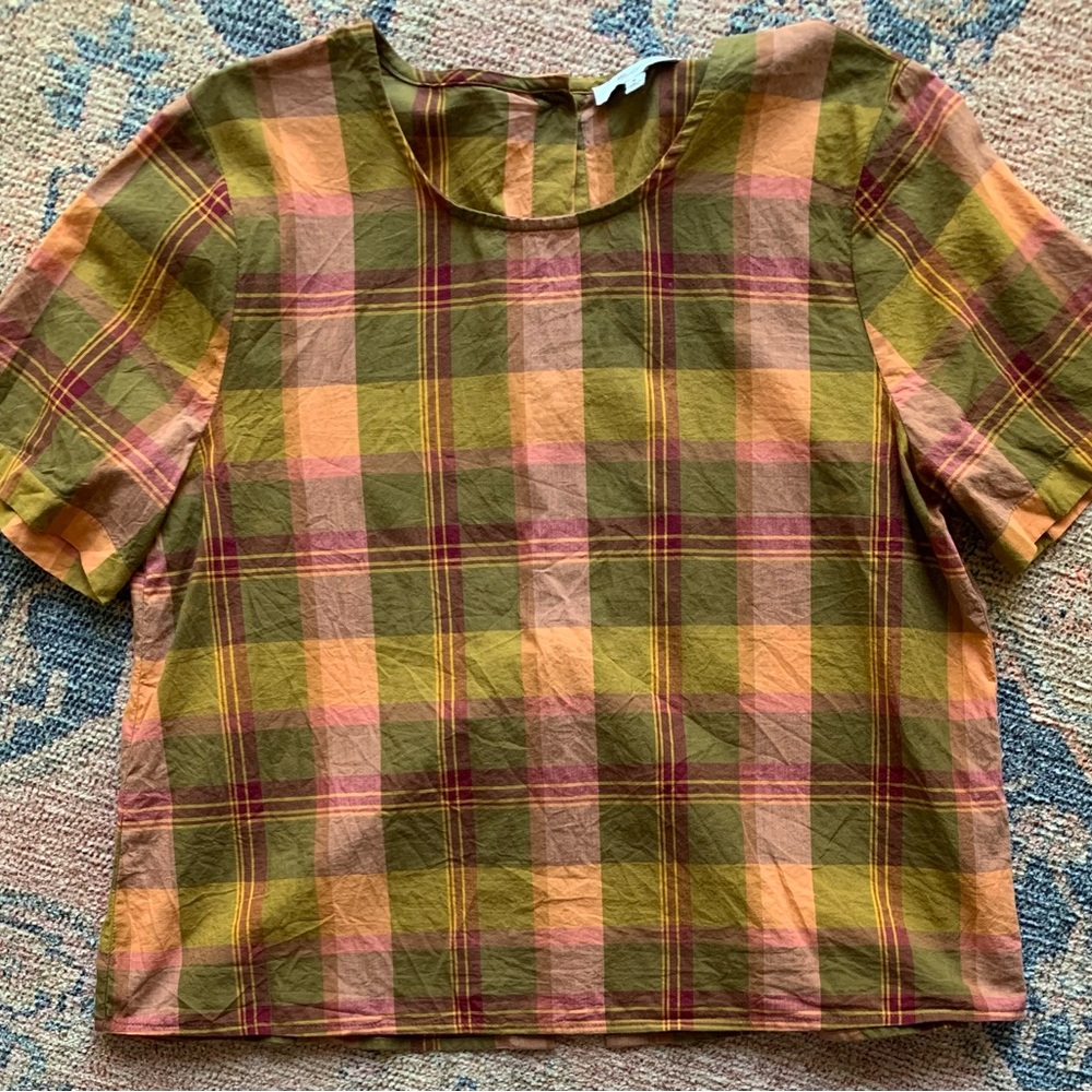 Adorable plaid Madewell blouse!